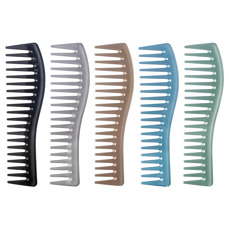 Detangling Wide Comb - مشط واسع الأسنان بتصميم أسنان القرش