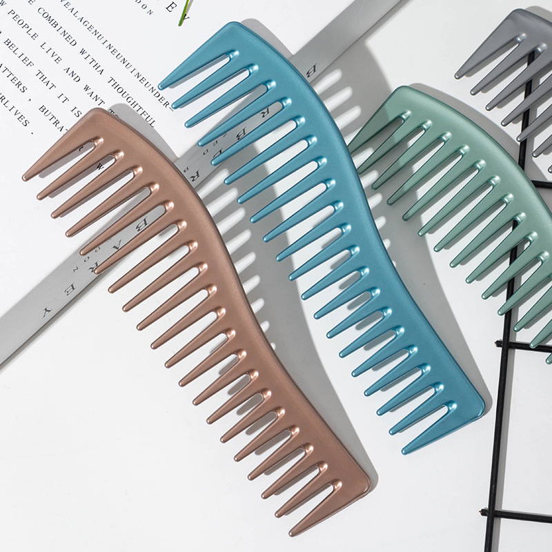 مشط واسع الأسنان بتصميم أسنان  - مراجعة Detangling Wide Comb وسعره